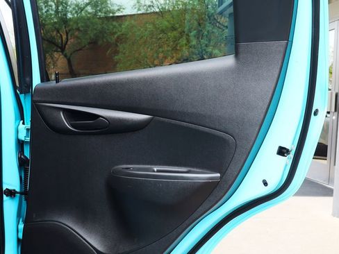 Used 2021 Chevrolet Spark LT image 26