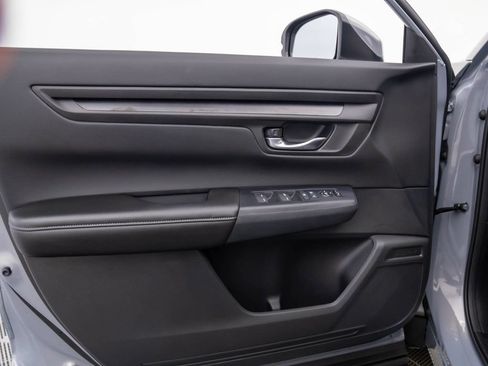 Used 2026 Honda CR-V LX image 12