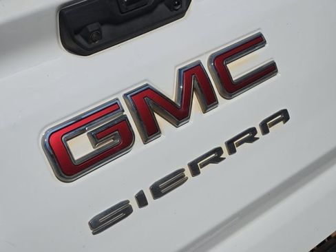 Used 2021 GMC Sierra 2500 4x4 Crew Cab w/ Convenience Package image 12