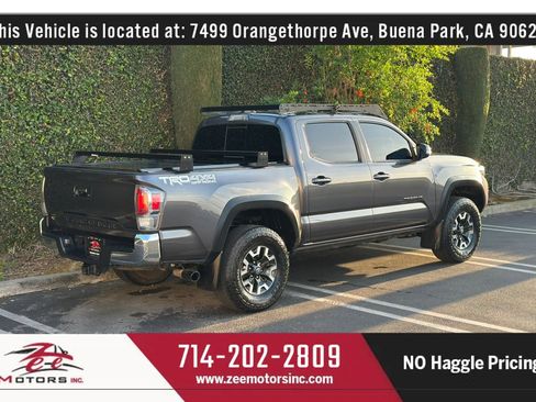 Used 2022 Toyota Tacoma TRD Off-Road image 7