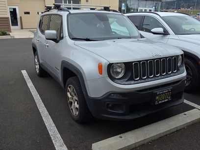 Used 2017 Jeep Renegade Latitude w/ Popular Equipment Group