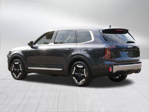 Certified 2025 Kia Telluride EX AWD/4WD image 5