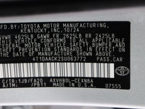 Certified 2025 Toyota Camry LE image 38