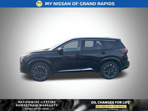 New 2026 Nissan Rogue Platinum w/ Platinum Premium Package image 2