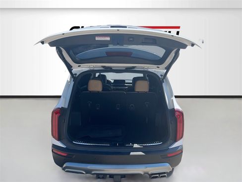 Used 2021 Kia Telluride SX w/ Towing Package image 27