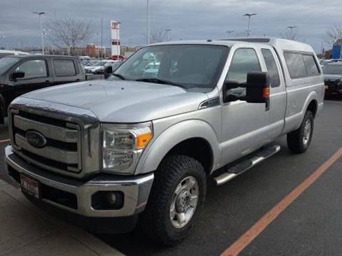 Used 2016 Ford F250 XLT w/ XLT Value Package image 2