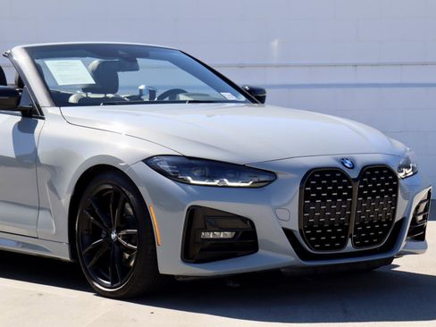 Used 2022 BMW 430i Convertible w/ M Sport Package image 2