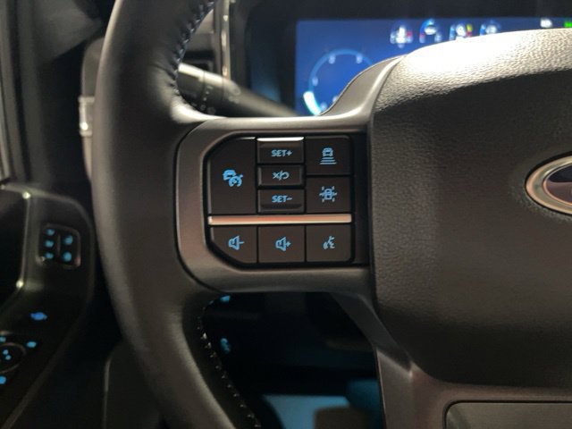 Used 2023 Ford F350 Lariat w/ Lariat Ultimate Package AWD/4WD image 22