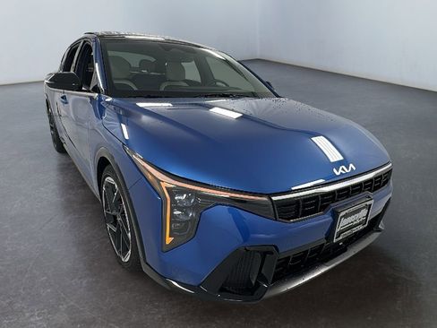 New 2025 Kia K4 GT-Line w/ GT-Line Premium Package image 1