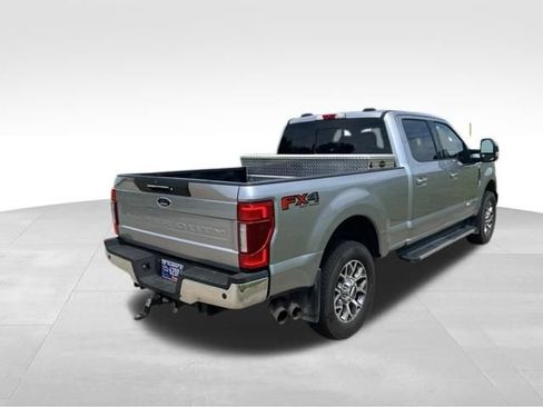Used 2022 Ford F250 Lariat w/ Lariat Ultimate Package AWD/4WD image 3