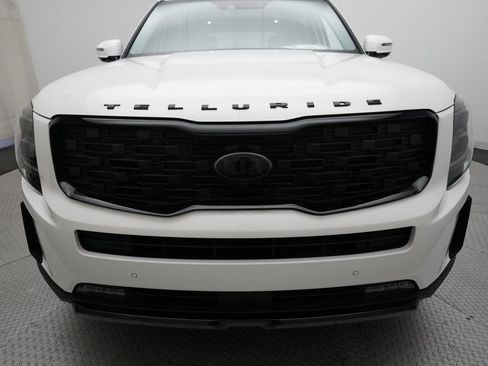 Certified 2021 Kia Telluride SX w/ SX Prestige Package image 22