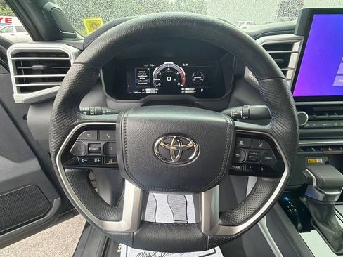 Used 2023 Toyota Tundra Platinum AWD/4WD image 40