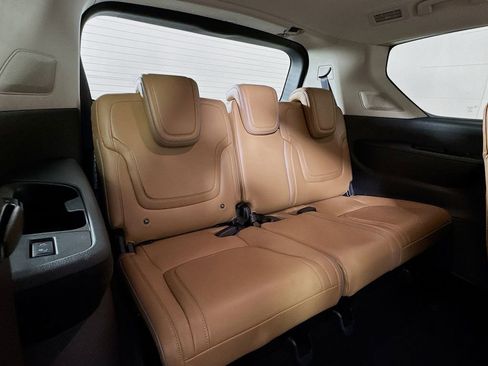 Used 2025 INFINITI QX80 Luxe image 34