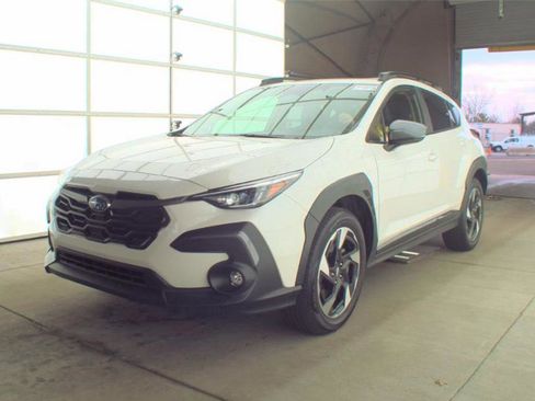 Used 2025 Subaru Crosstrek 2.5i Limited w/ Crosstrek Mirror Package AWD/4WD image 5