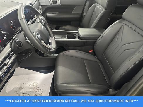 Used 2025 Hyundai Santa Fe XRT AWD/4WD image 9