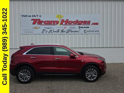Used 2024 Cadillac XT4 Premium Luxury FWD image 1