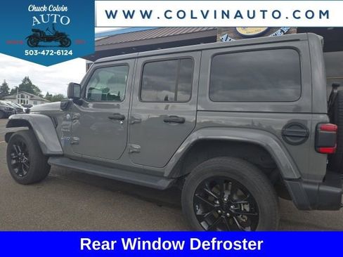 Used 2021 Jeep Wrangler Unlimited Sahara w/ Cold Weather Group AWD/4WD image 5