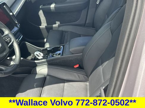 Used 2026 Volvo XC40 B5 Plus AWD/4WD image 15