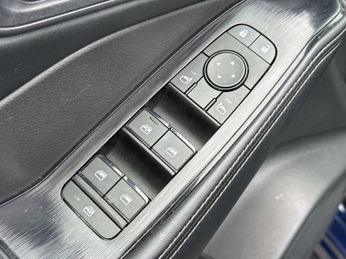 Used 2024 Nissan Rogue SV image 21