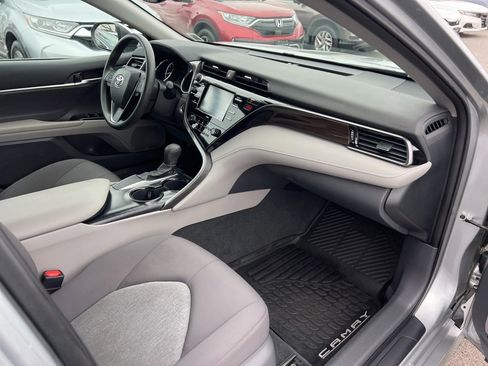 Used 2020 Toyota Camry LE image 26