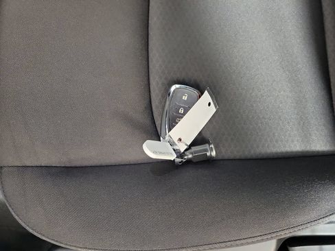 Used 2019 Chevrolet Malibu LS FWD image 25