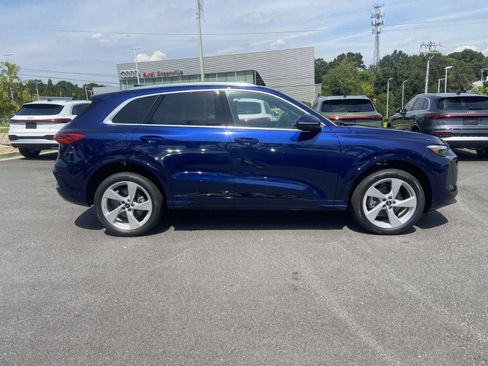 New 2025 Audi Q5 Premium Plus image 10