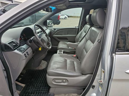 Used 2010 Honda Odyssey EX-L image 18