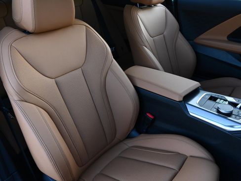 Certified 2025 BMW M240i Coupe image 32