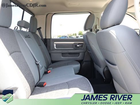 Used 2016 RAM 1500 Big Horn AWD/4WD image 11