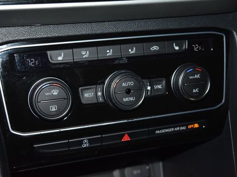 Used 2022 Volkswagen Atlas SE image 14