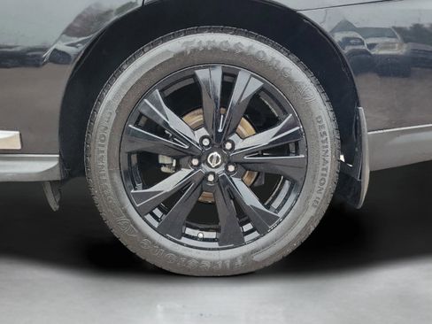 Used 2017 Nissan Pathfinder Platinum w/ Midnight Edition Package image 33