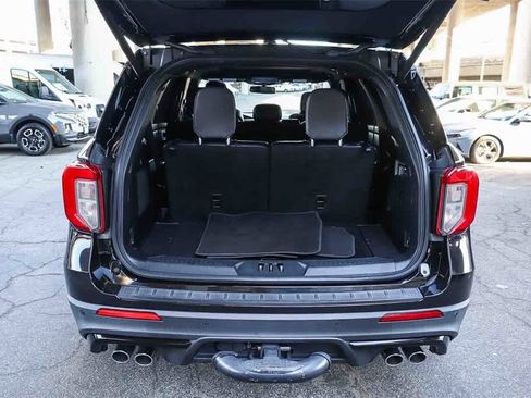 Used 2020 Ford Explorer ST w/ ST Street Pack image 30