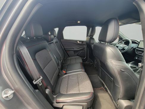 Used 2023 Ford Escape ST-Line w/ Tech Pack #1 AWD/4WD image 32