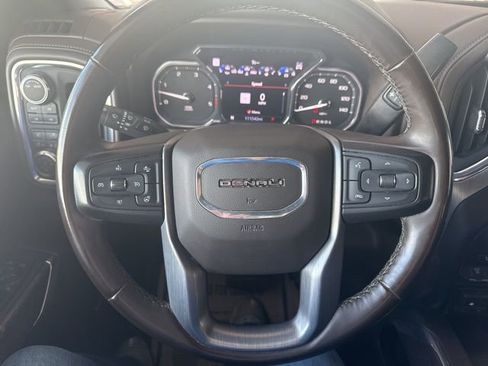 Used 2023 GMC Sierra 2500 Denali w/ Denali Ultimate Package AWD/4WD image 17