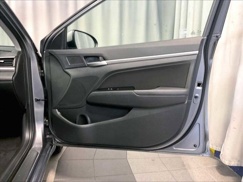 Used 2019 Hyundai Elantra SEL w/ Cargo Package image 12