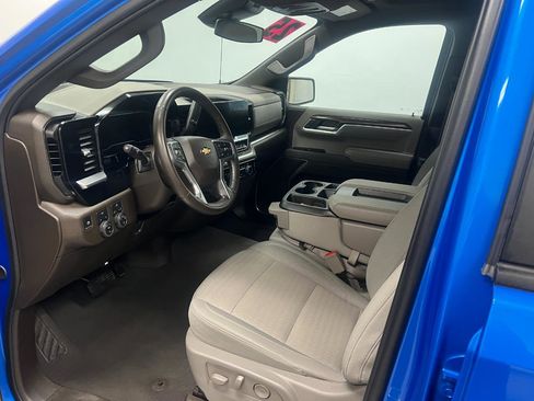Used 2025 Chevrolet Silverado 1500 LT image 26