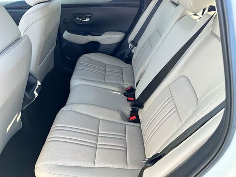 Used 2023 Honda HR-V EX-L image 24