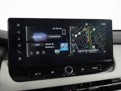 Used 2025 Mitsubishi Outlander SEL image 16