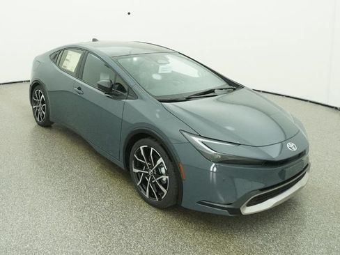 New 2026 Toyota Prius Plug-In Hybrid FWD image 78