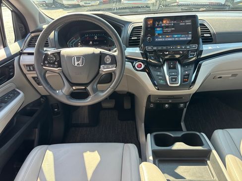 Used 2024 Honda Odyssey Touring image 29