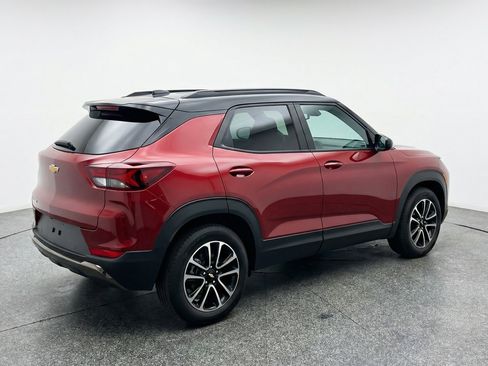 Used 2025 Chevrolet TrailBlazer LT image 9