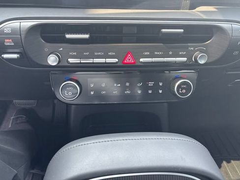 Used 2026 Hyundai Palisade Calligraphy AWD/4WD image 16
