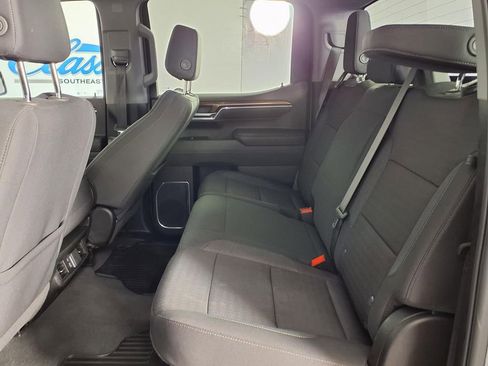 Used 2025 Chevrolet Silverado 1500 LT image 14
