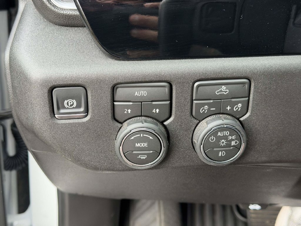 Used 2026 Chevrolet Silverado 1500 RST AWD/4WD image 24
