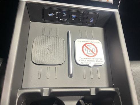 New 2025 Hyundai Santa Fe Limited image 21