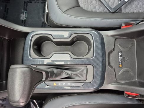 Used 2021 Chevrolet Colorado Z71 w/ Safety Package AWD/4WD image 24