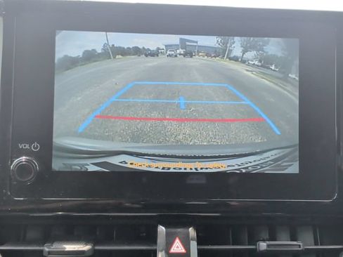 Used 2024 Toyota Corolla LE FWD image 24