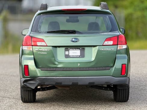 Used 2013 Subaru Outback 2.5i Premium image 4