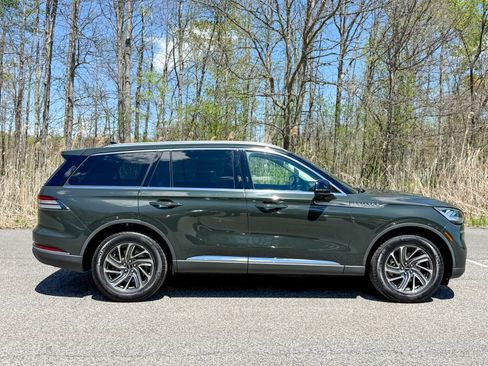 Certified 2022 Lincoln Aviator AWD w/ Elements Package image 7