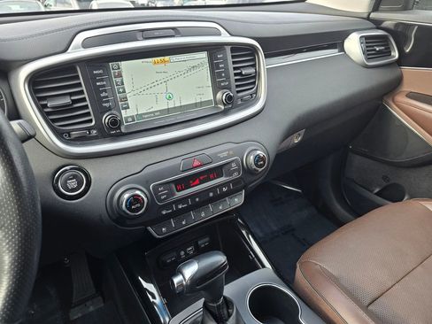 Used 2019 Kia Sorento SX w/ SX Touring Package image 31